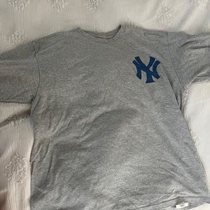 new york yankees oversized grey tshirt